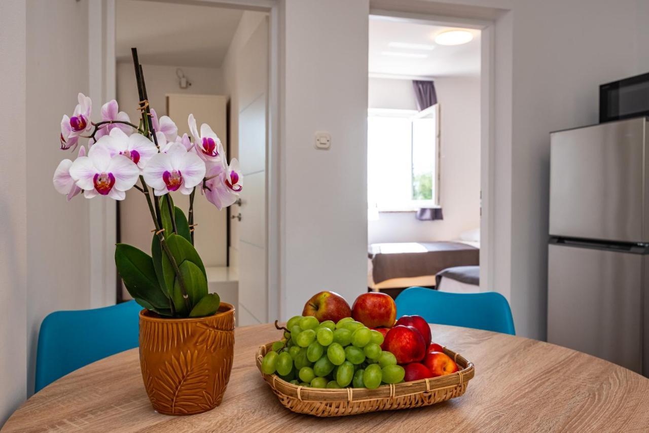 La More Apartments Borovici Экстерьер фото
